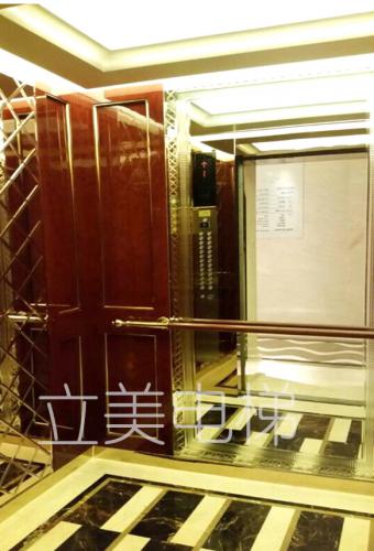 轎廂18